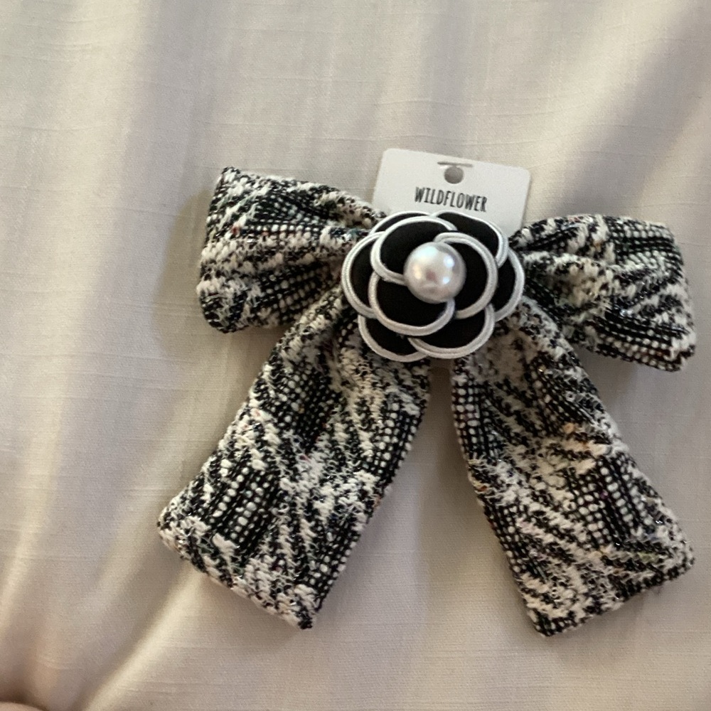 Monochrome Tweed Hair Bow